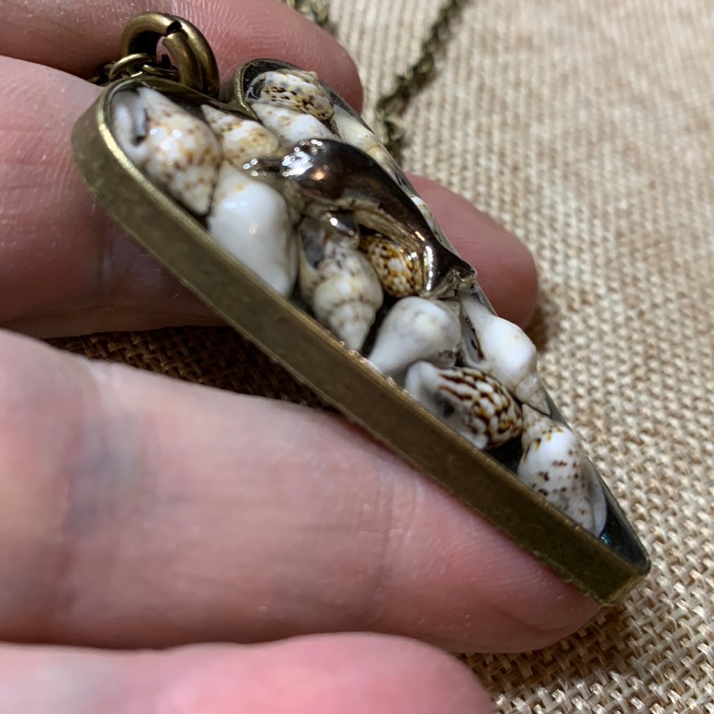 Dolphin Seashell 3D Layered Heart Necklace 24” New Handmade - Picture 4 of 7